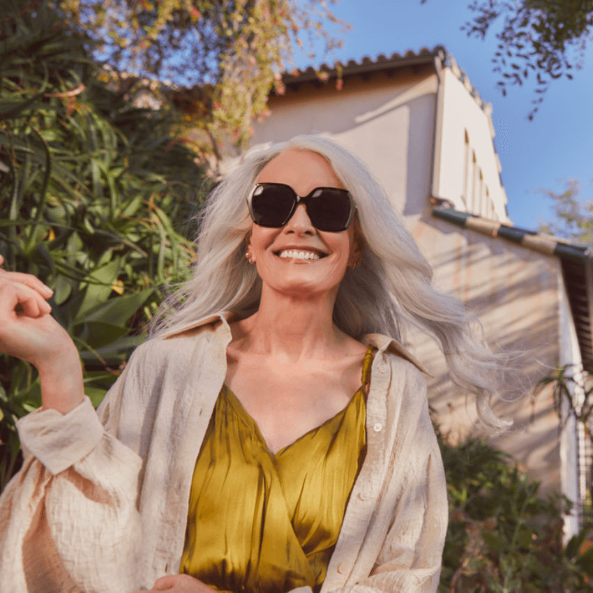 woman polarized sunglasses