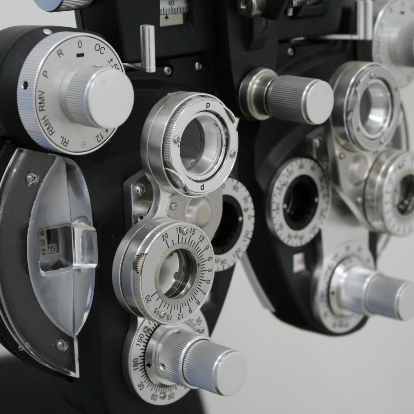 phoropter-eye-exam_Featured Image